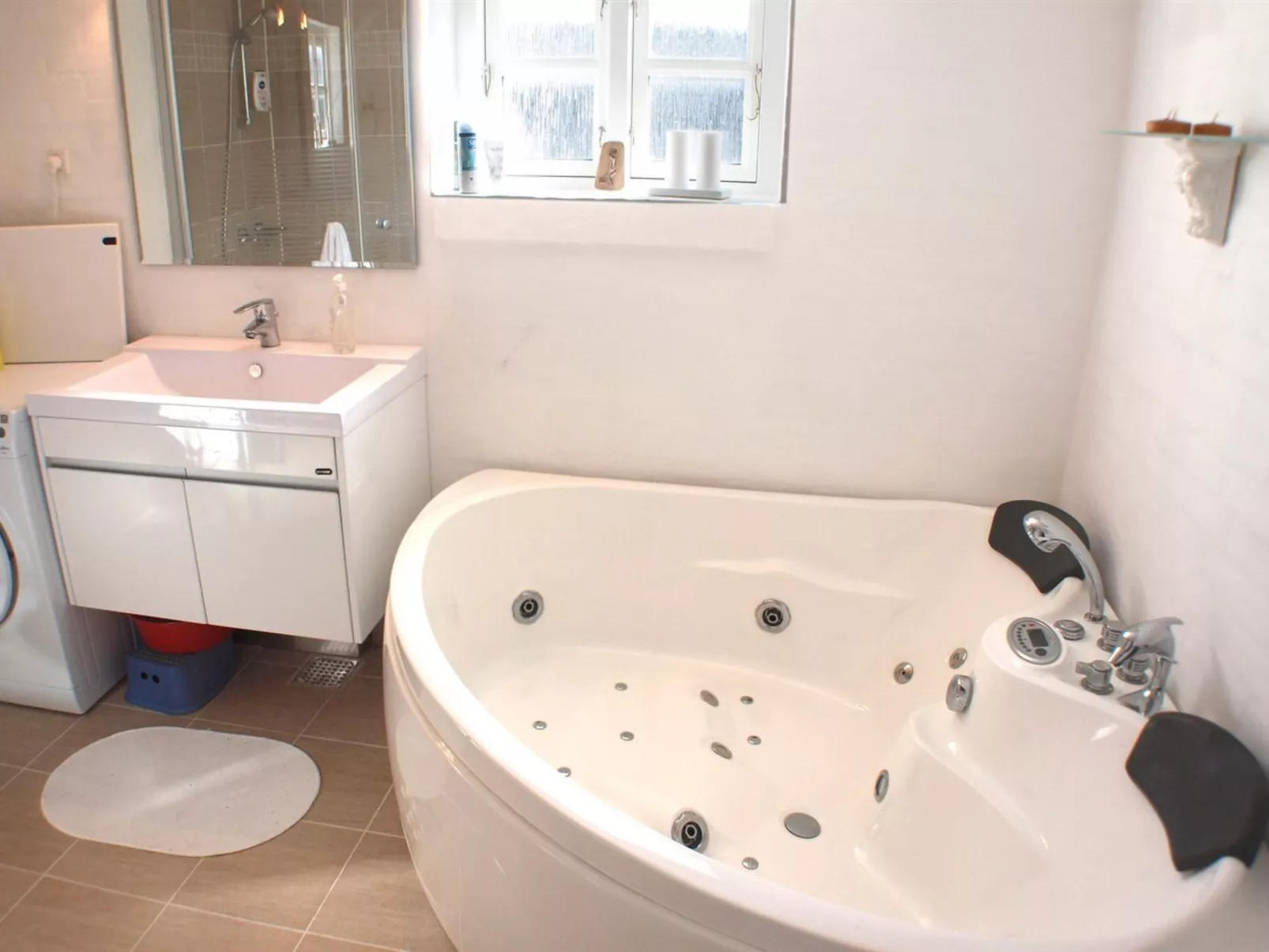 "Norman" - 150m from the sea-Binnen