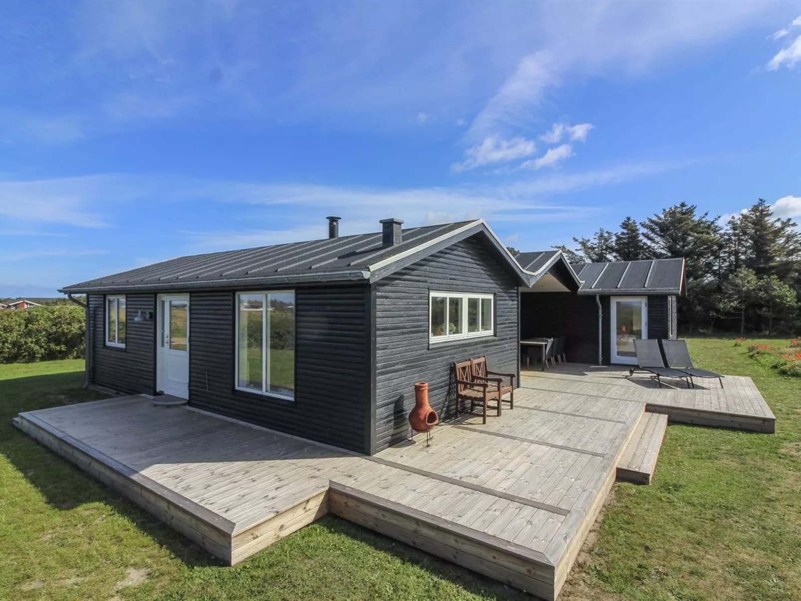 "Danja" - 300m from the sea-Buiten