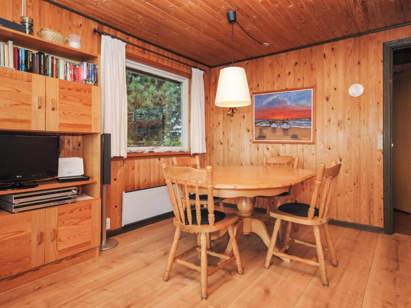 "Tuovi" - 800m from the sea-Binnen