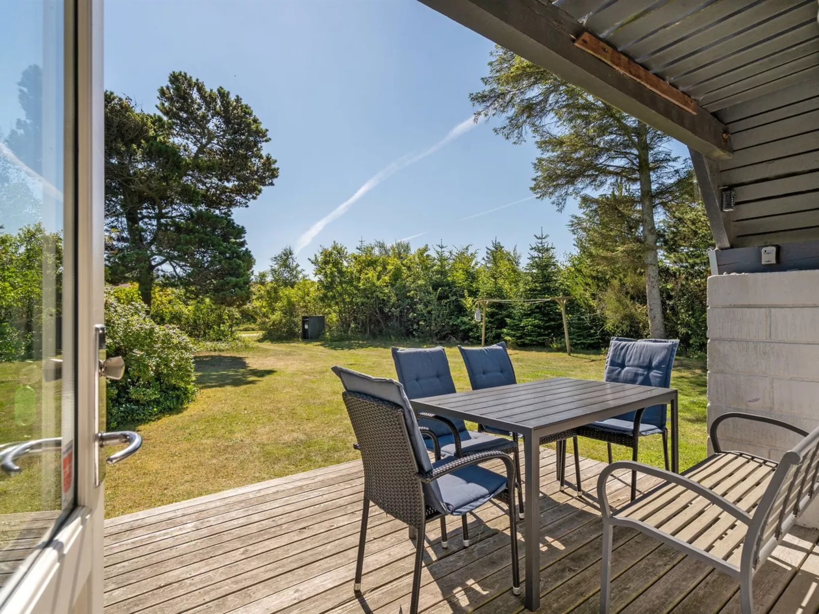 "Amelia" - 250m to the fjord-Buiten