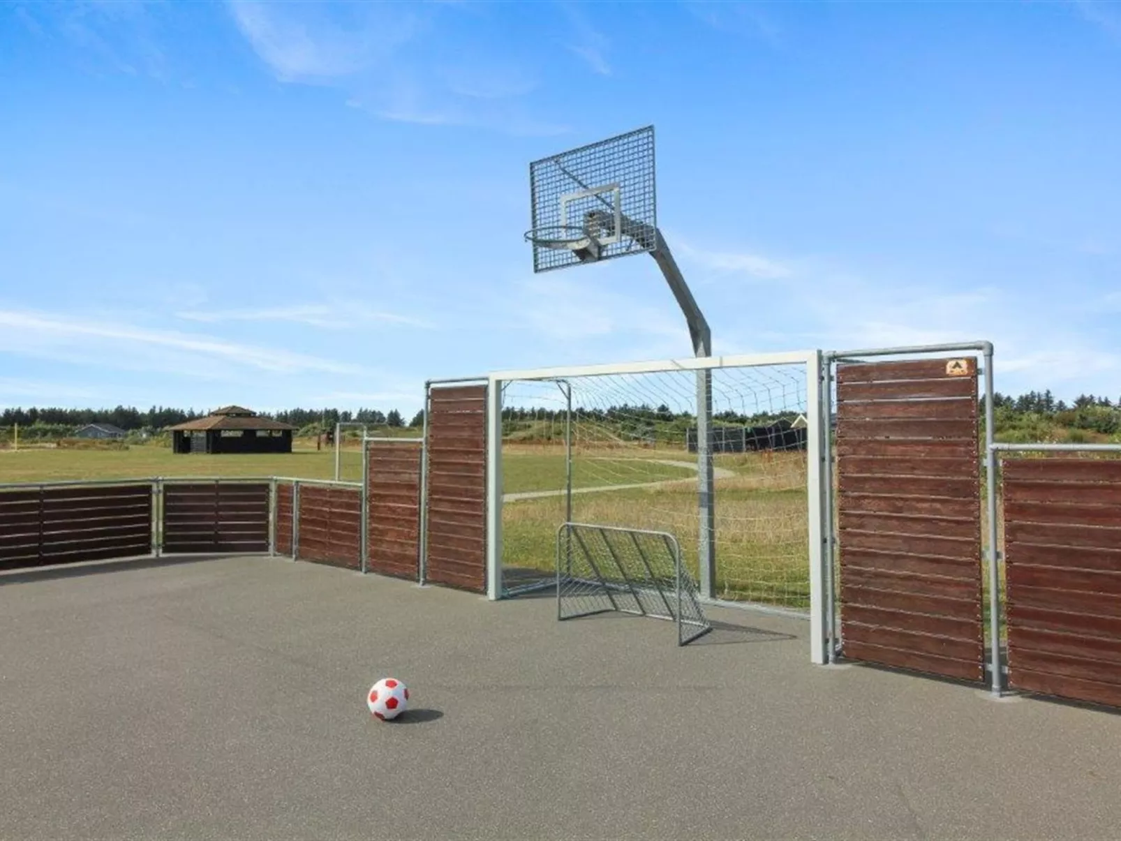 "Ullvi" - 3.8km from the sea-Binnen