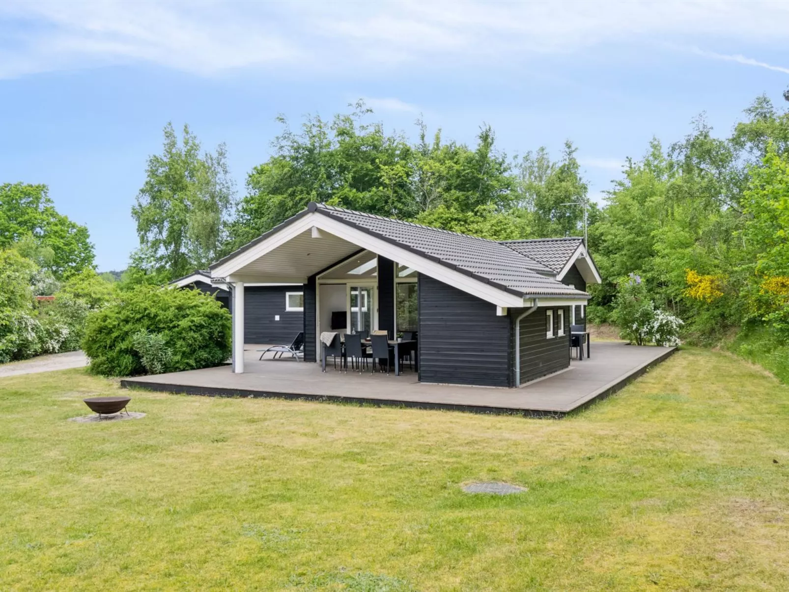 "Hunlef" - 400m from the sea-Buiten