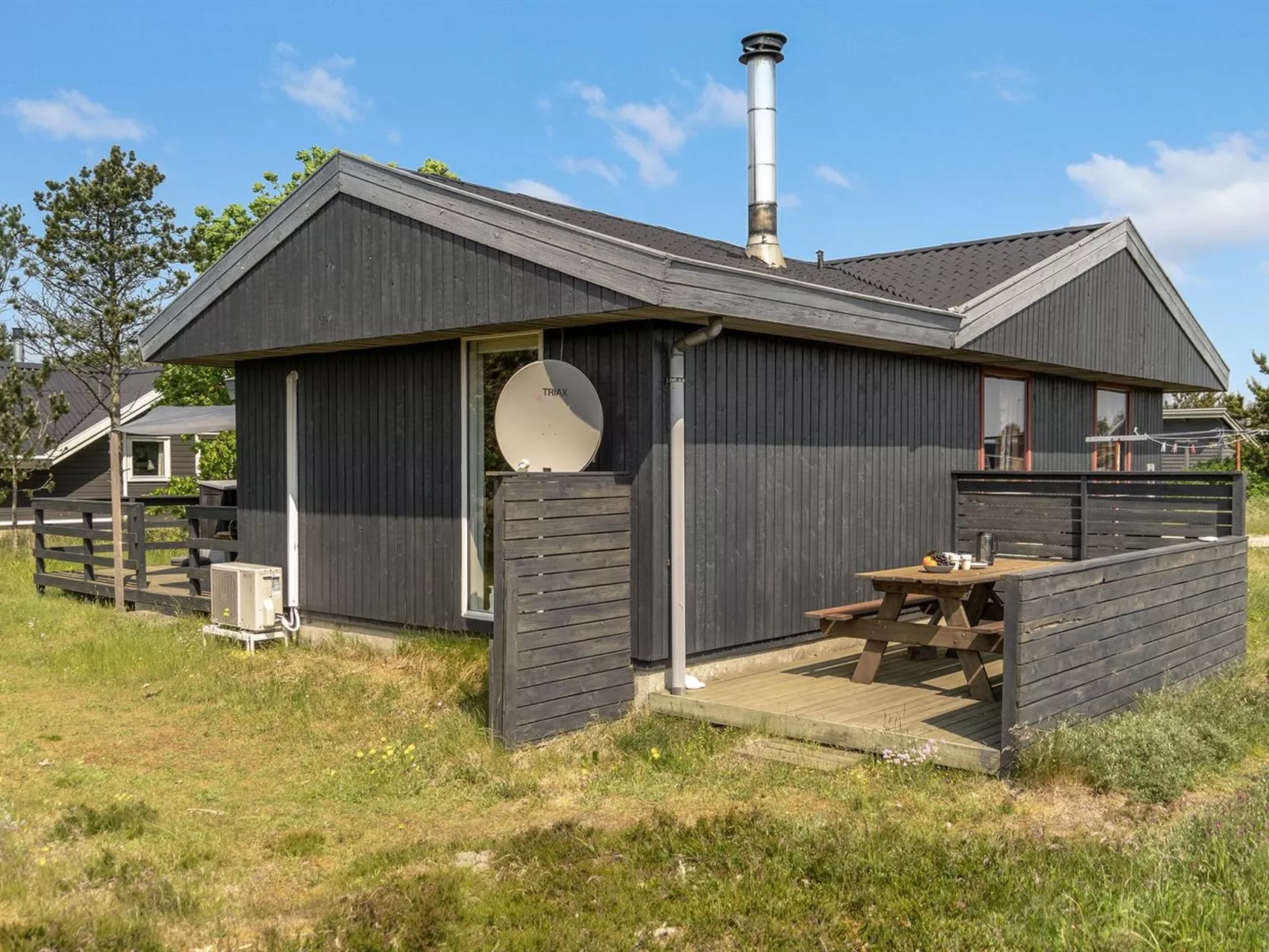 "Chumani" - 900m from the sea-Buiten