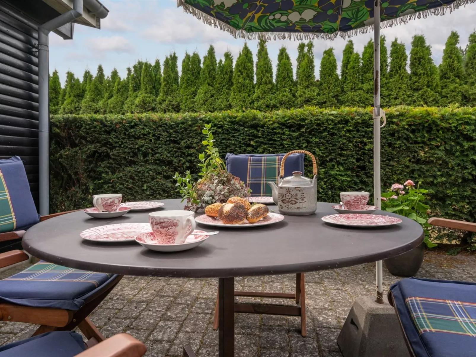 "Siem" - 650m from the sea-Buiten