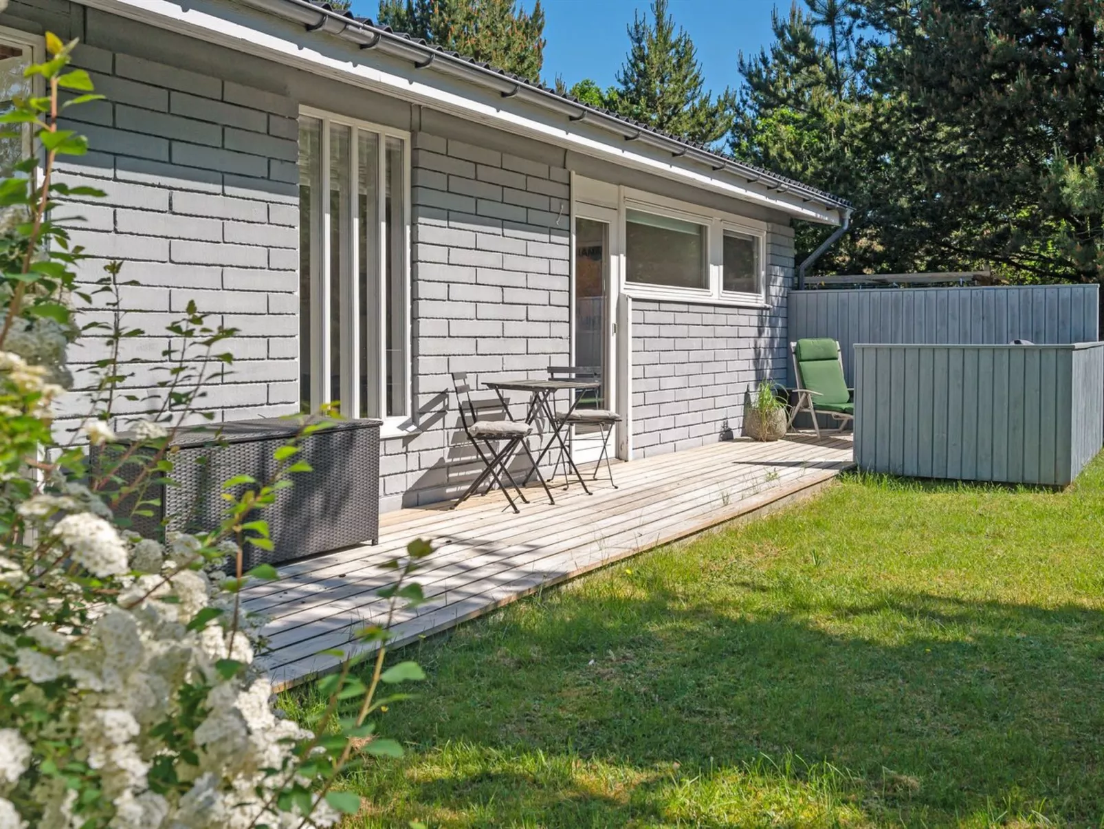 "Torhild" - 150m from the sea-Buiten