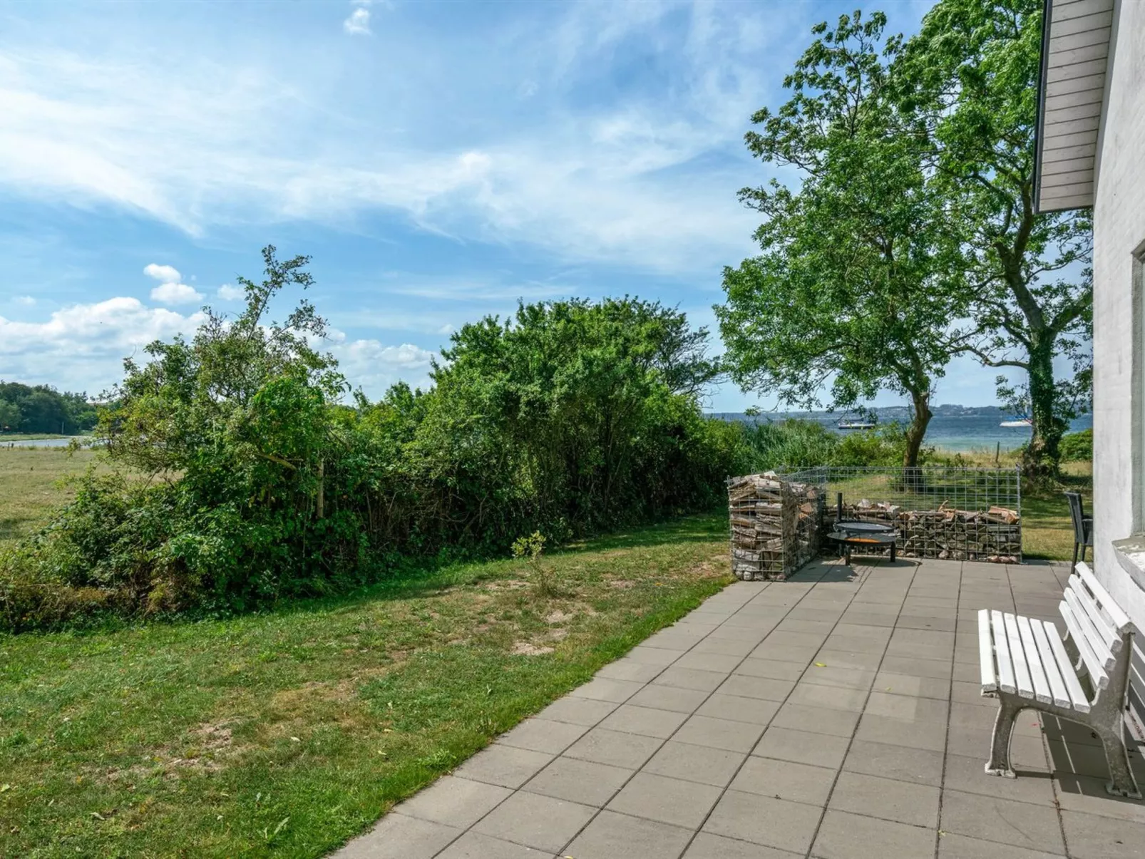 "Jeppe" - 50m to the fjord-Buiten