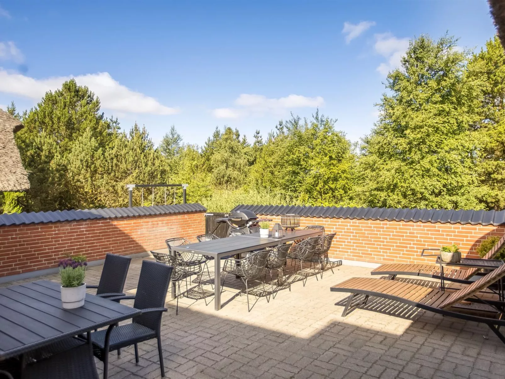 "Artan" - 2.6km from the sea-Buiten