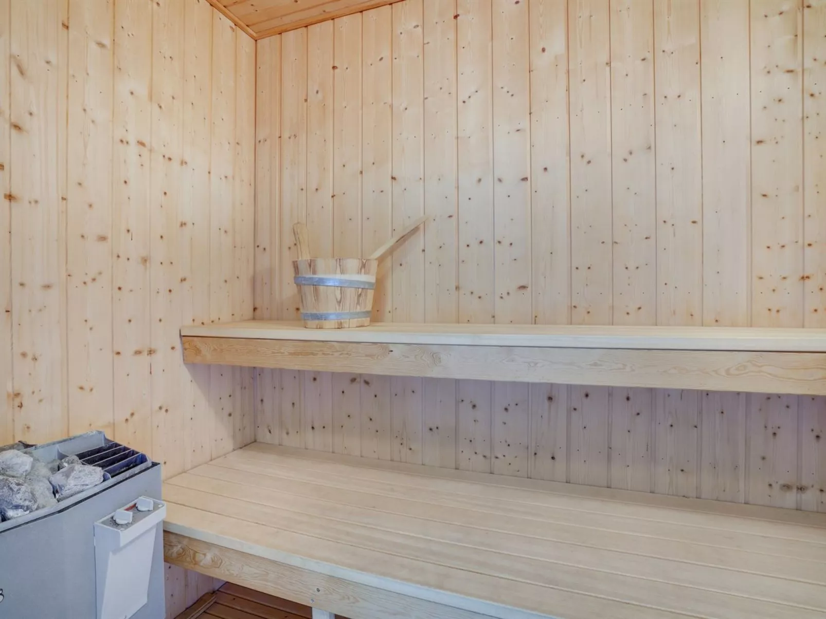 "Benedikta" - 2.4km from the sea-Binnen