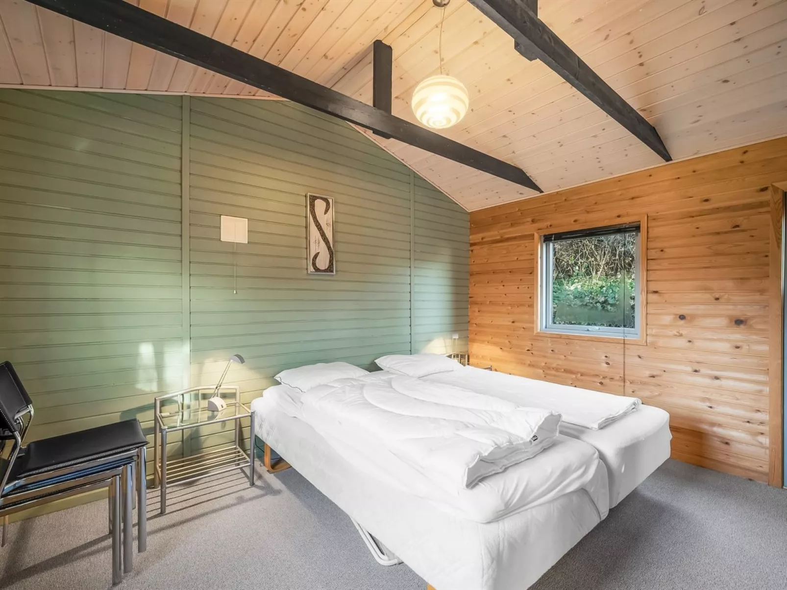 "Alpi" - 250m to the fjord-Binnen