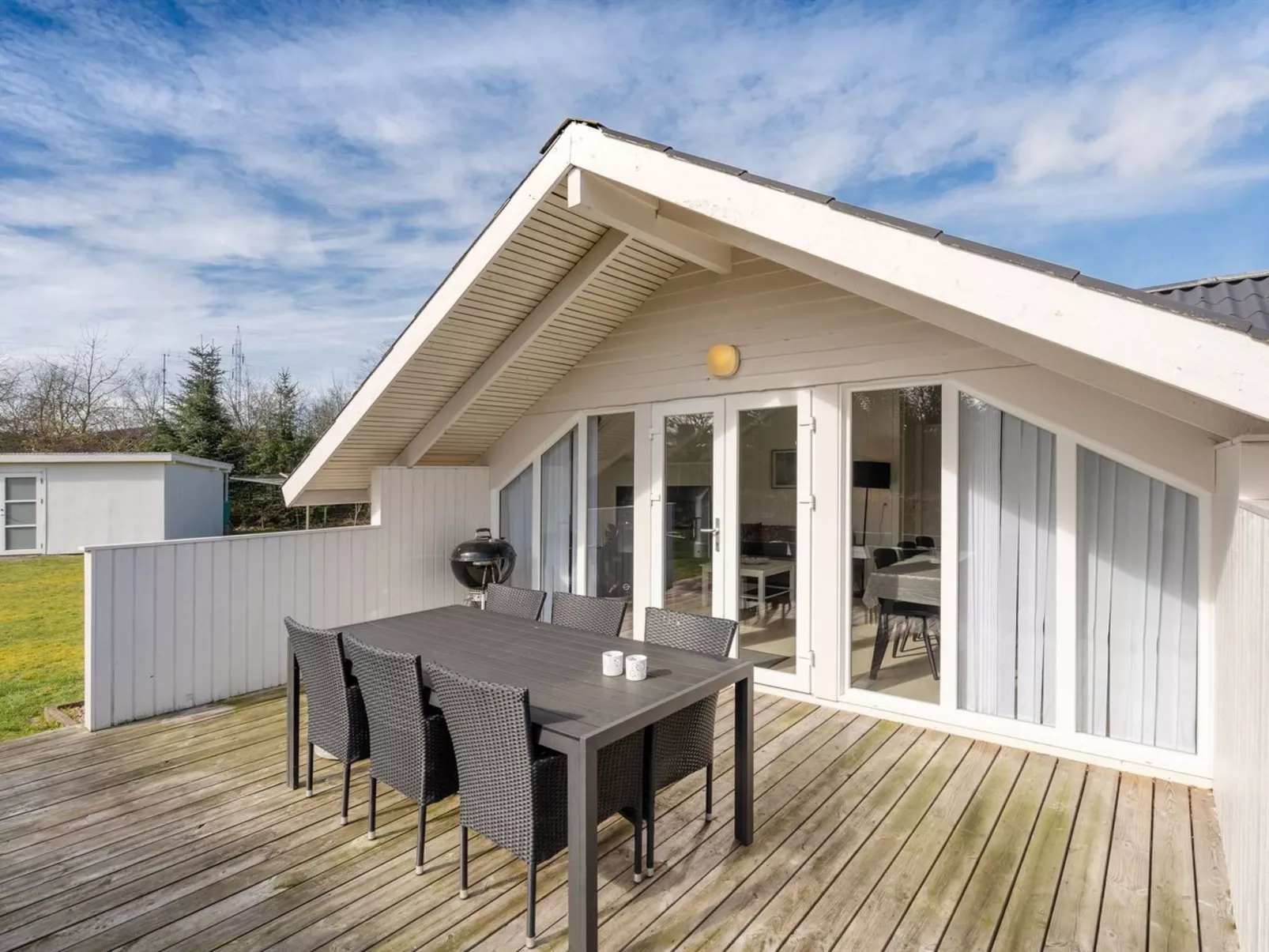 "Edvardsine" - 12km from the sea-Buiten