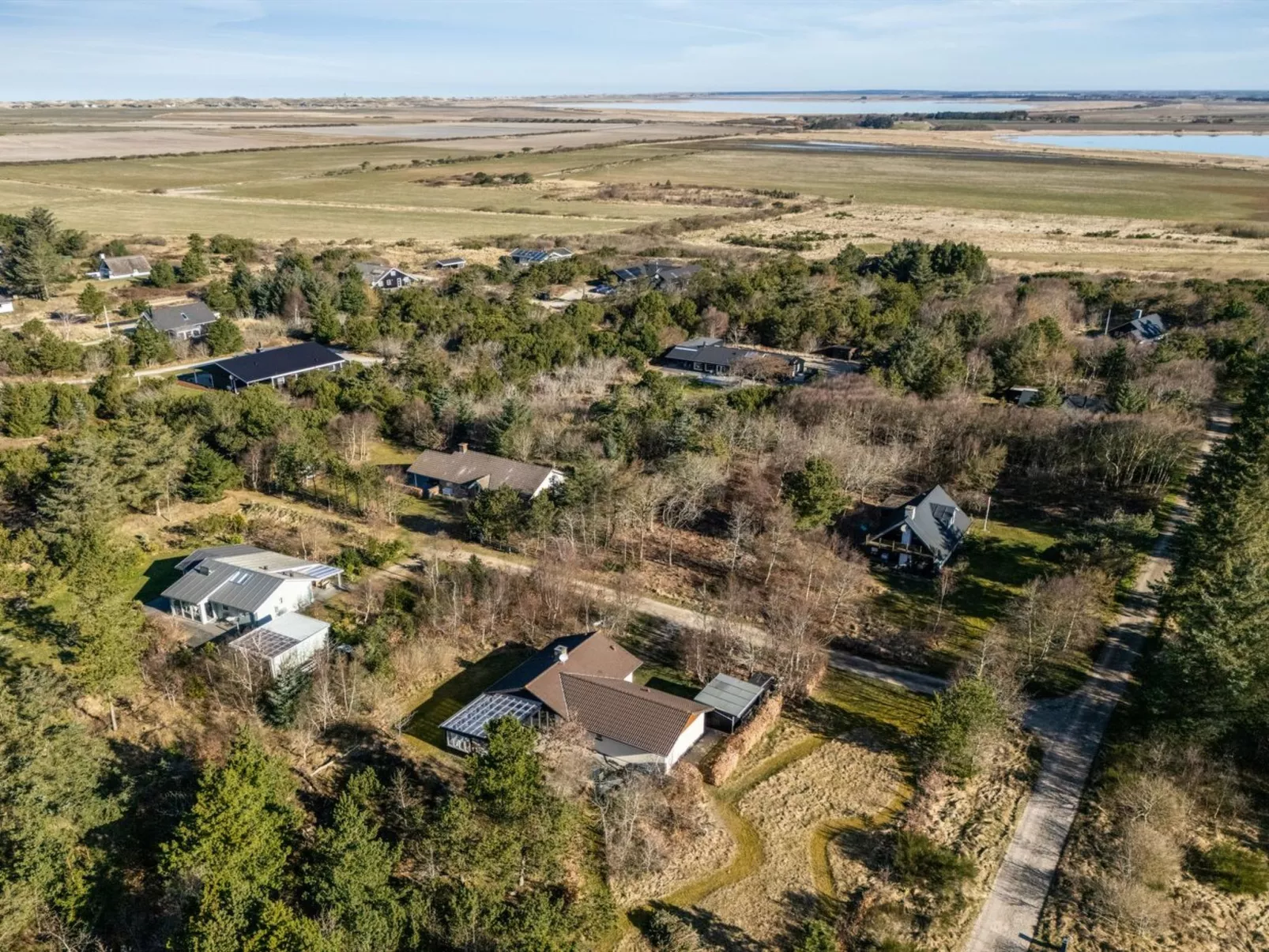 "Mirva" - 800m to the fjord-Buiten