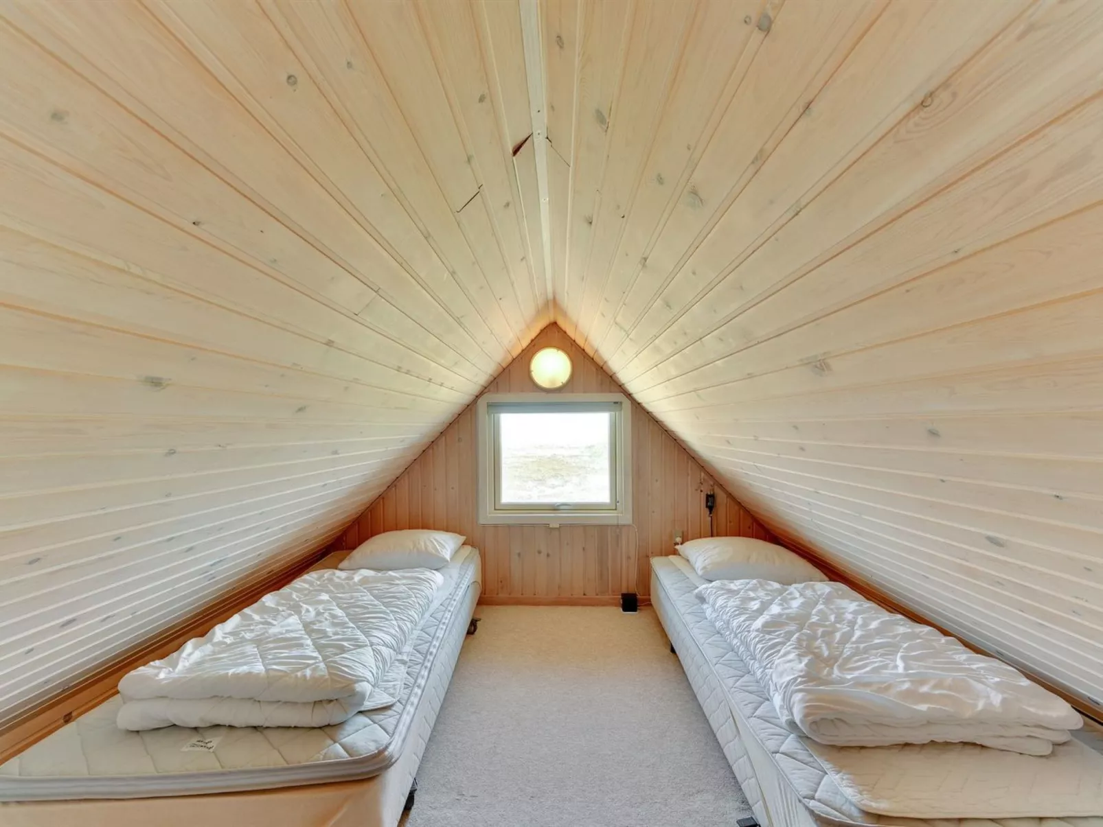 "Wulfhild" - 800m from the sea-Binnen