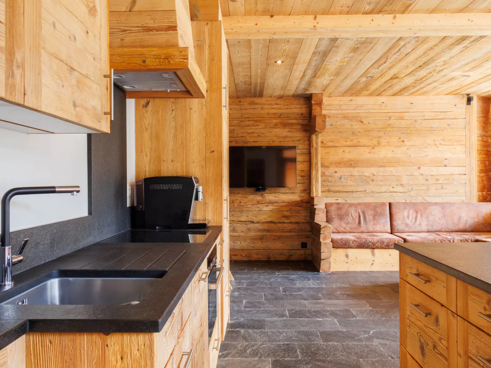 Rosablanche D Attique-Binnen