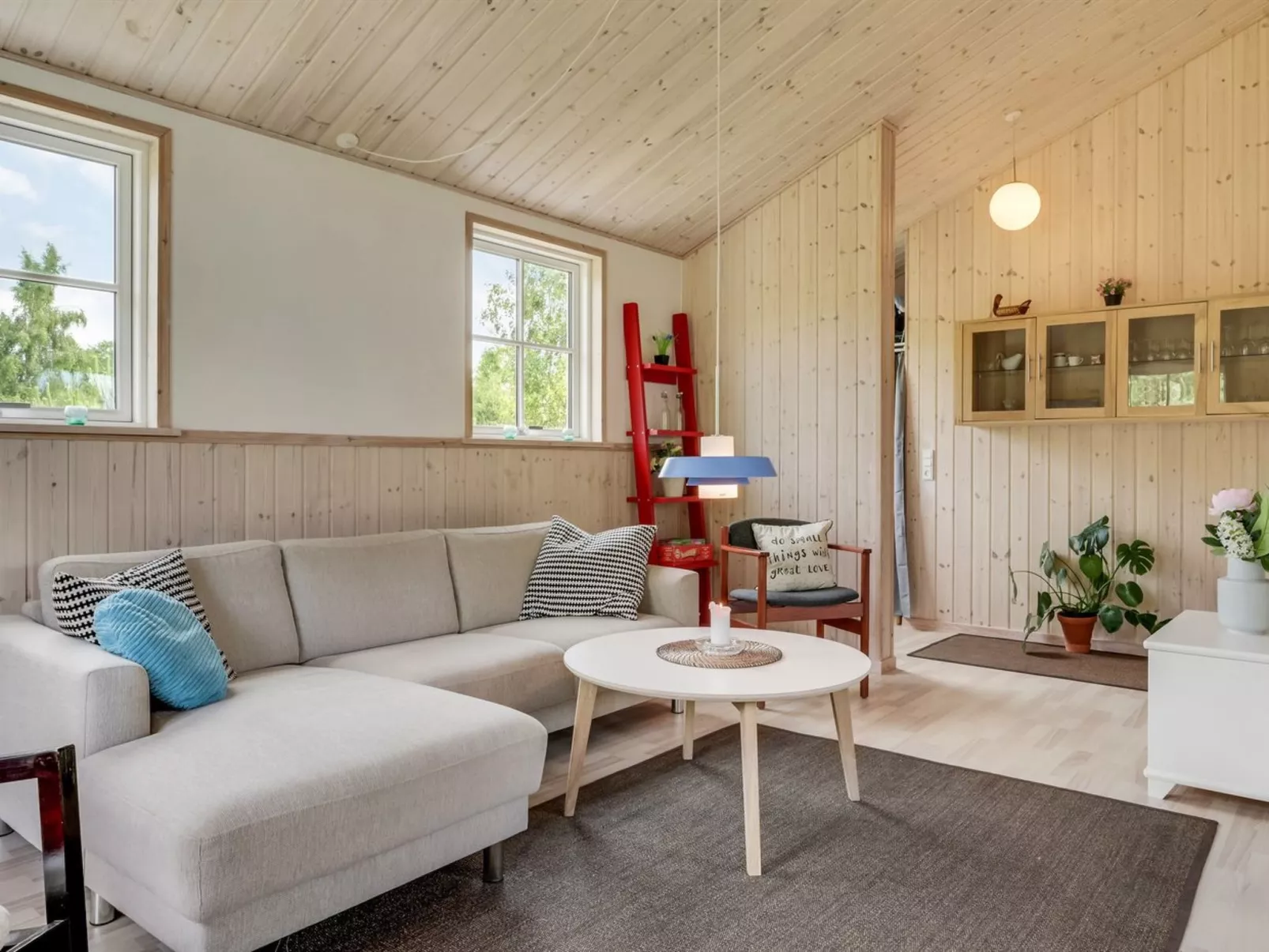 "Finwith" - 1.5km from the sea-Binnen