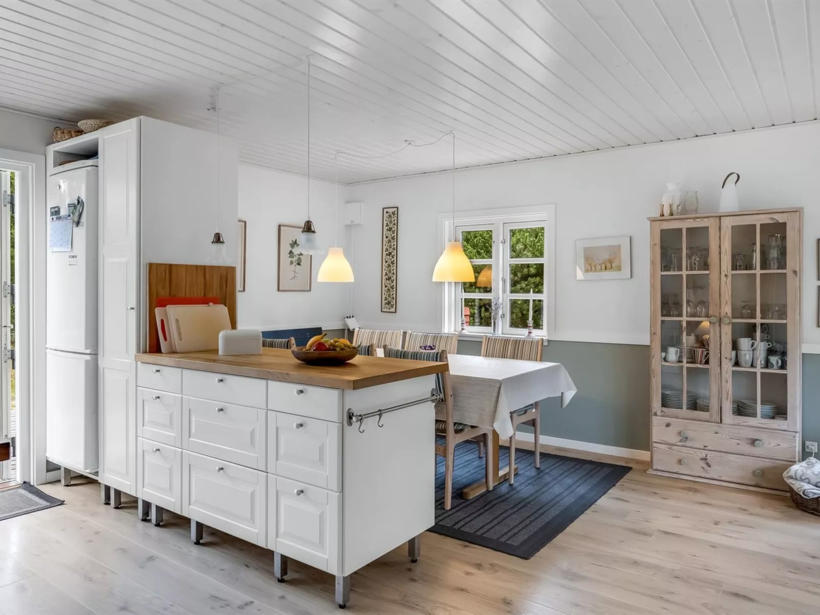 "Ruven" - 500m from the sea-Binnen