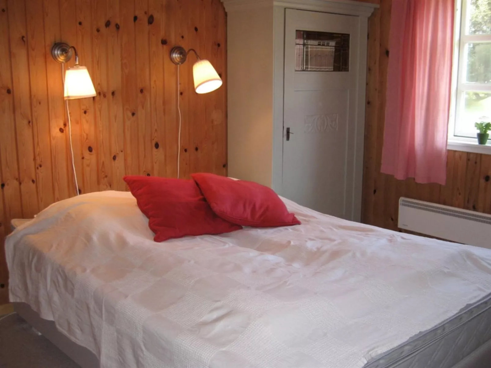 "Cassius" - 600m from the sea-Binnen