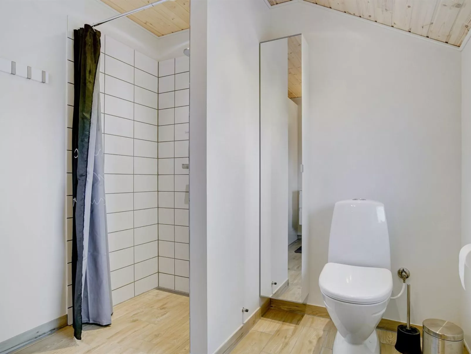 "Domi" - 1.2km from the sea-Binnen