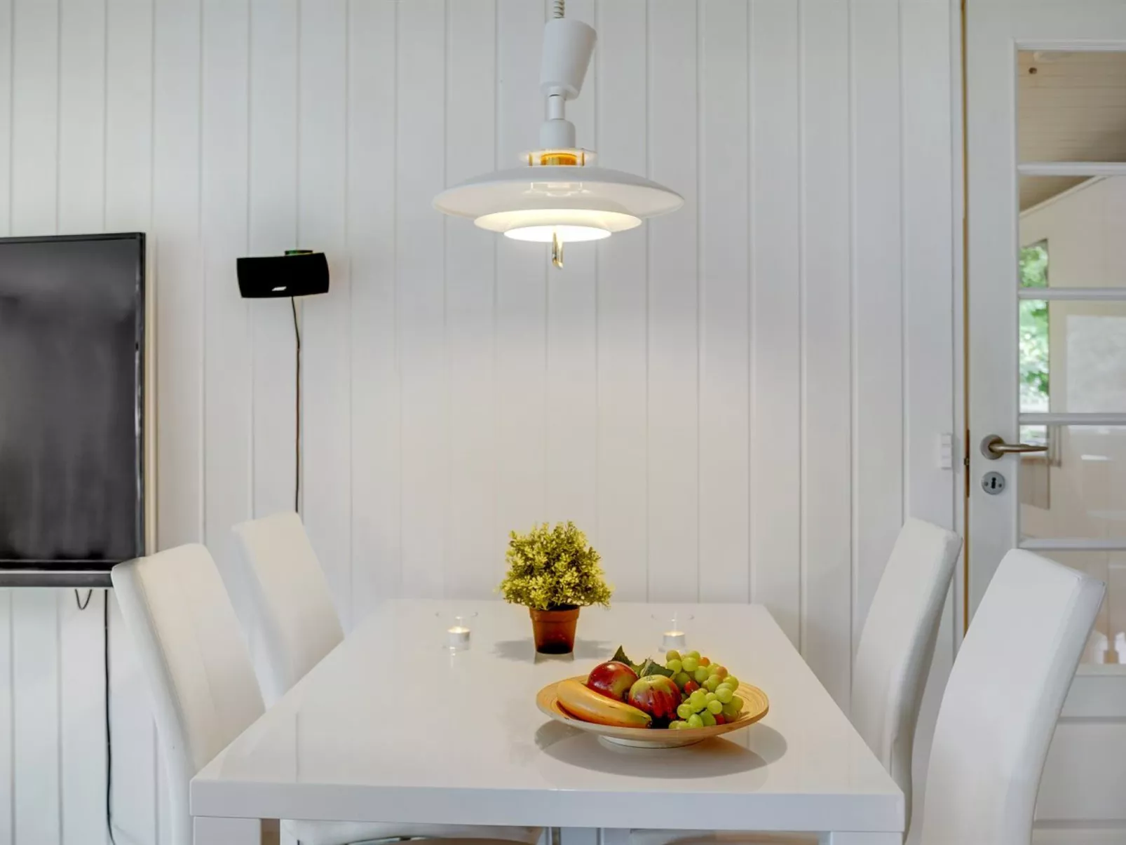 "Trixie" - 1km from the sea-Binnen