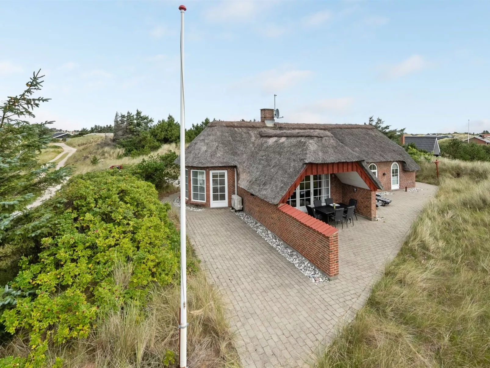 "Sannie" - 450m from the sea-Buiten