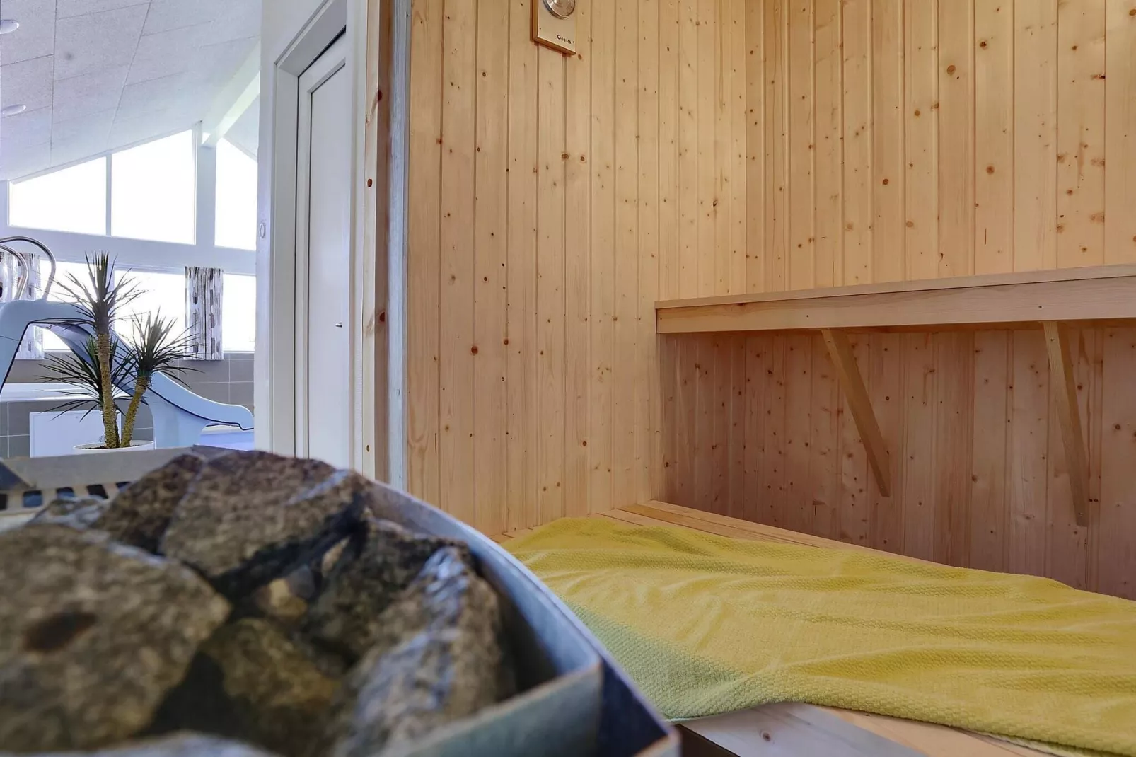 18 persoons vakantie huis in Bogense-Sauna