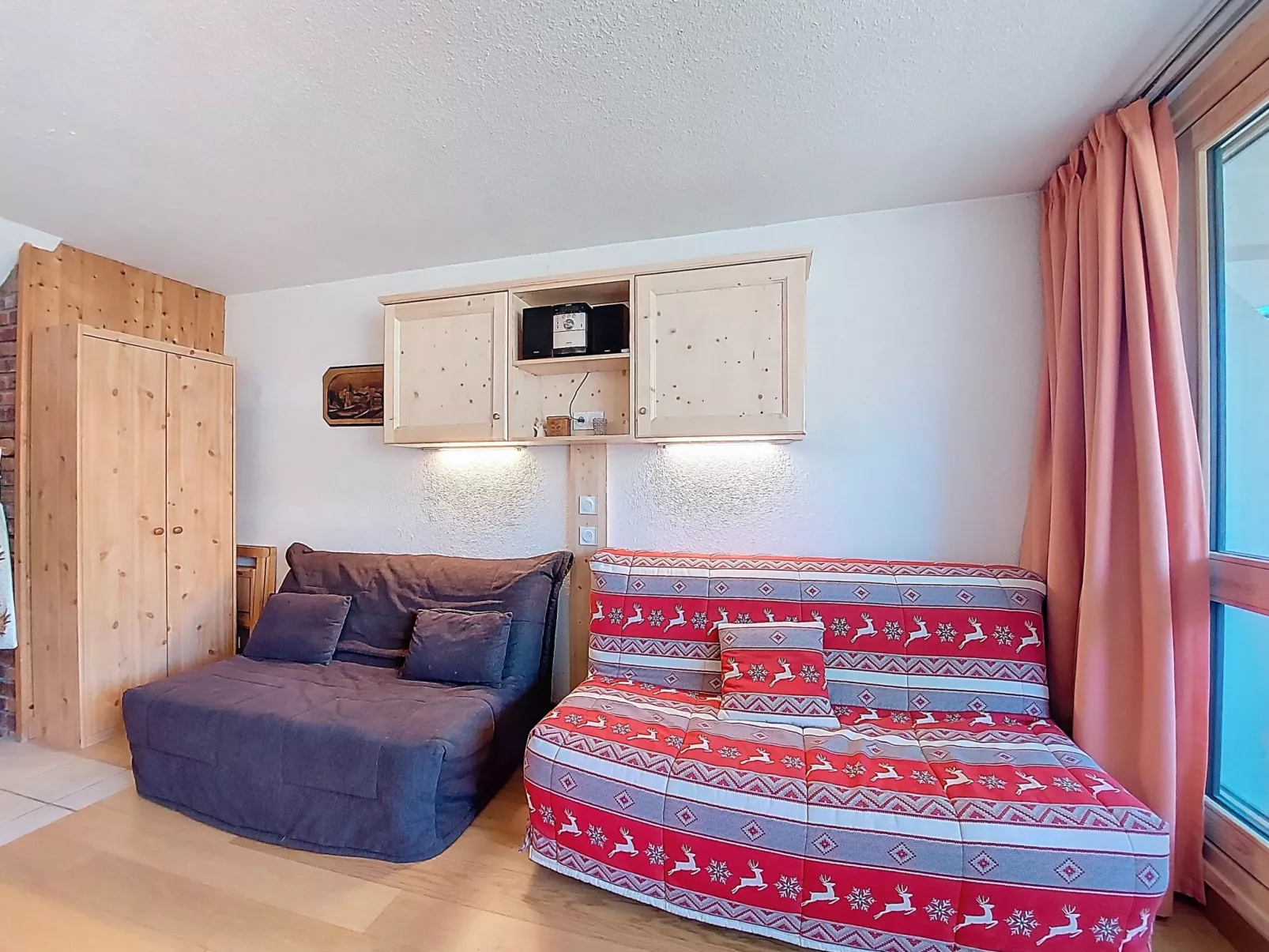 Brelin Evons 401-Binnen