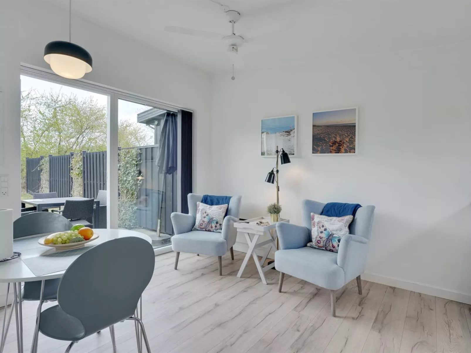 "Mark" - 200m from the sea-Binnen