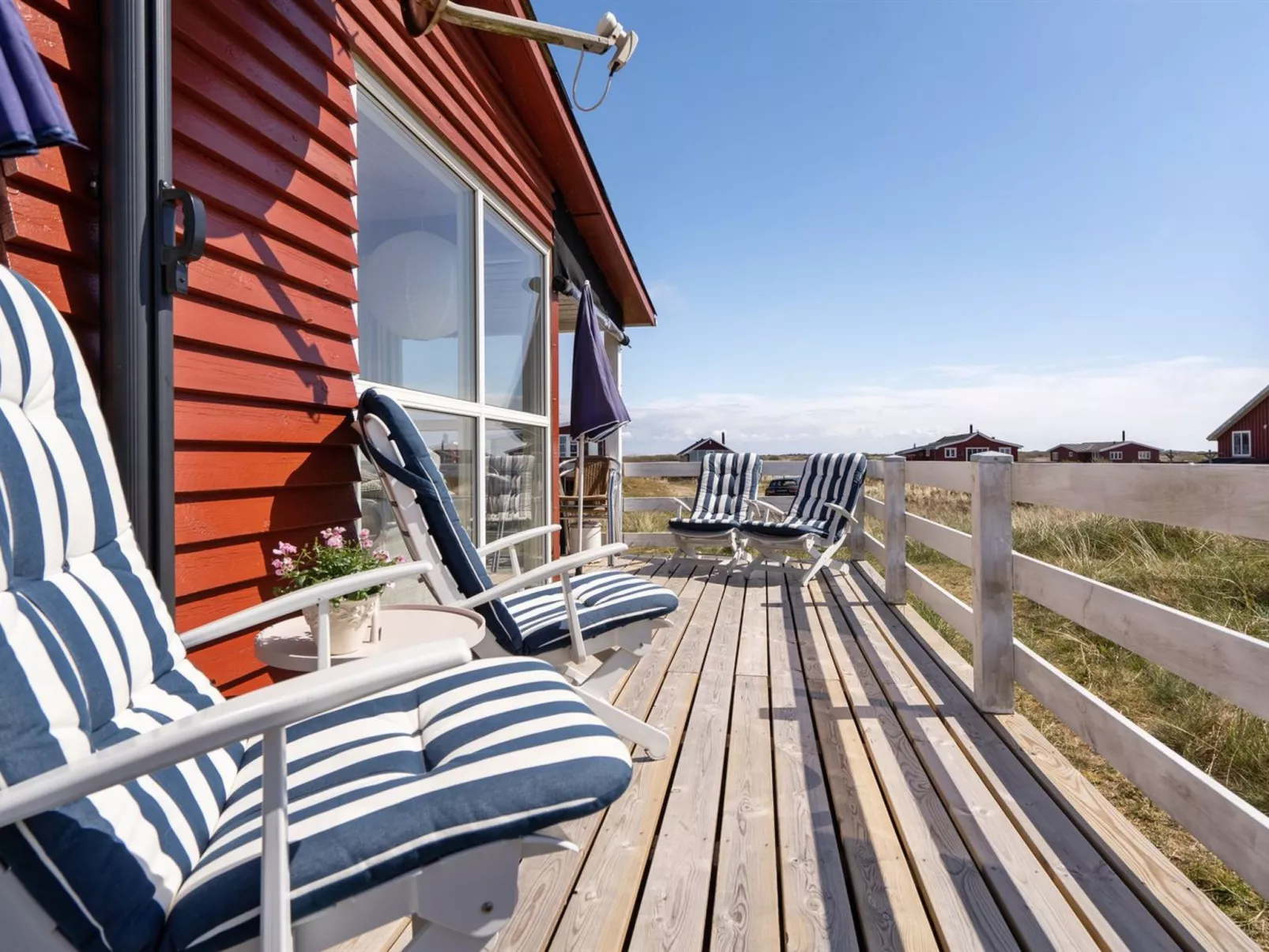 "Blomma" - 350m from the sea-Buiten