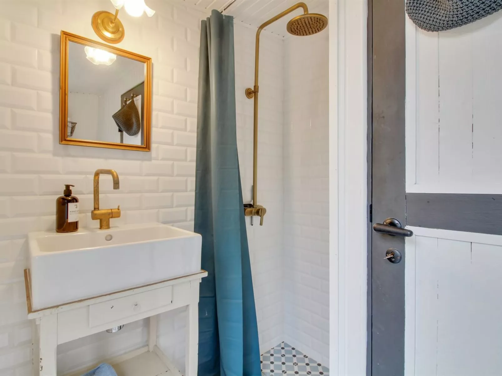 "Kanutte" - 400m from the sea-Binnen