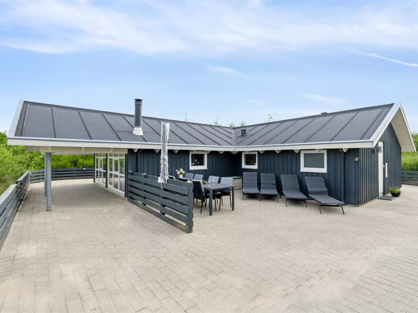 "Spurv" - 1.8km from the sea-Buiten