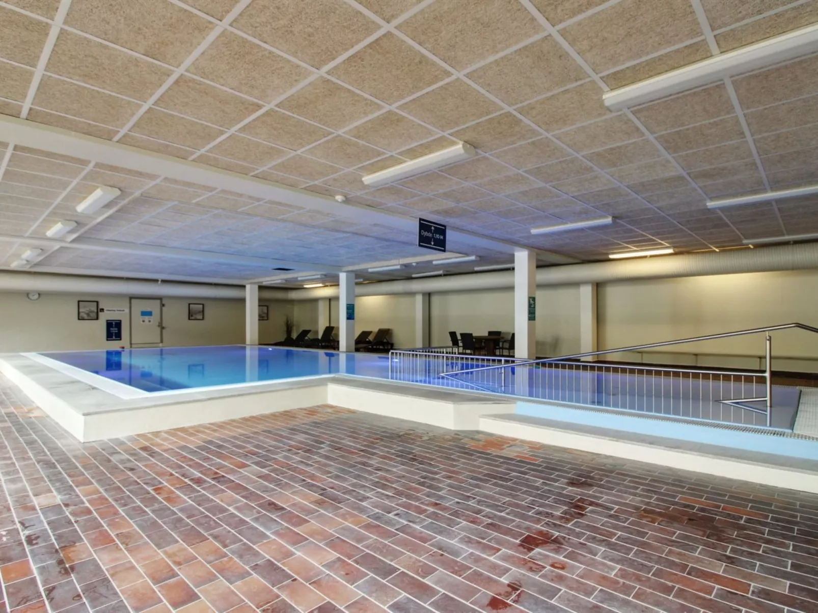 "Britt" - 100m from the sea-Buiten