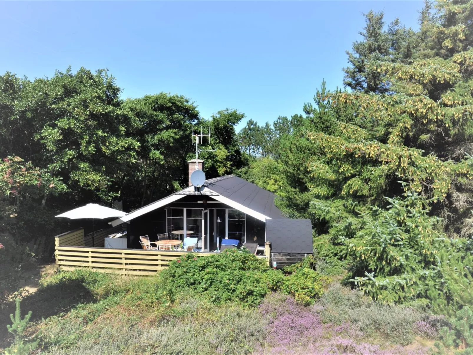 "Estelle" - 575m to the fjord-Buiten