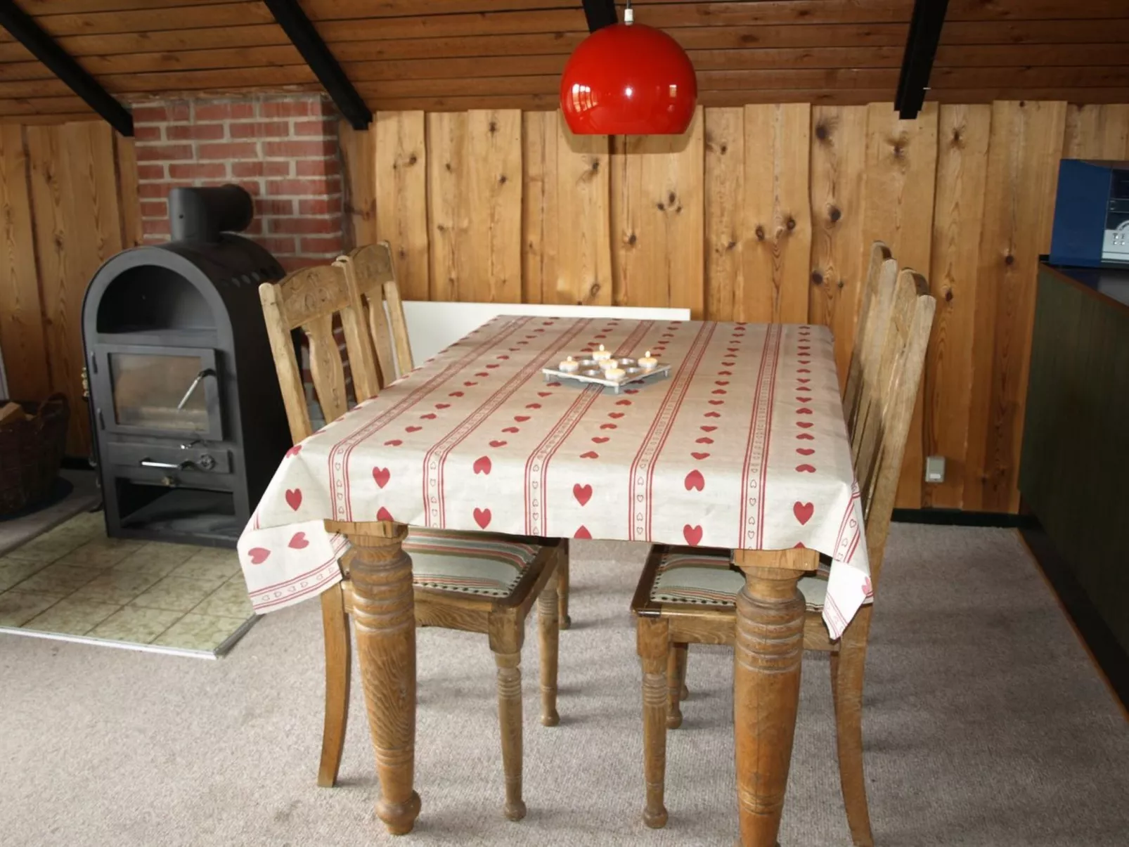 "Elsine" - 800m from the sea-Binnen