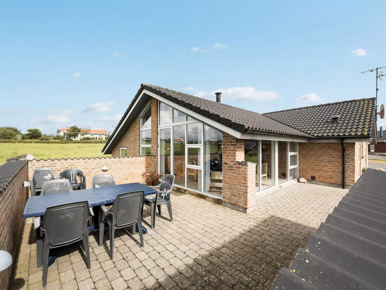 "Alboldus" - 250m to the fjord-Buiten