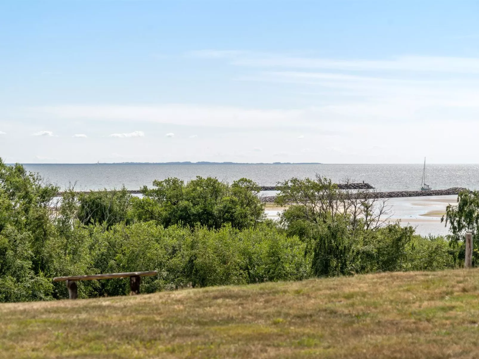 "Rickmer" - 200m from the sea-Buiten