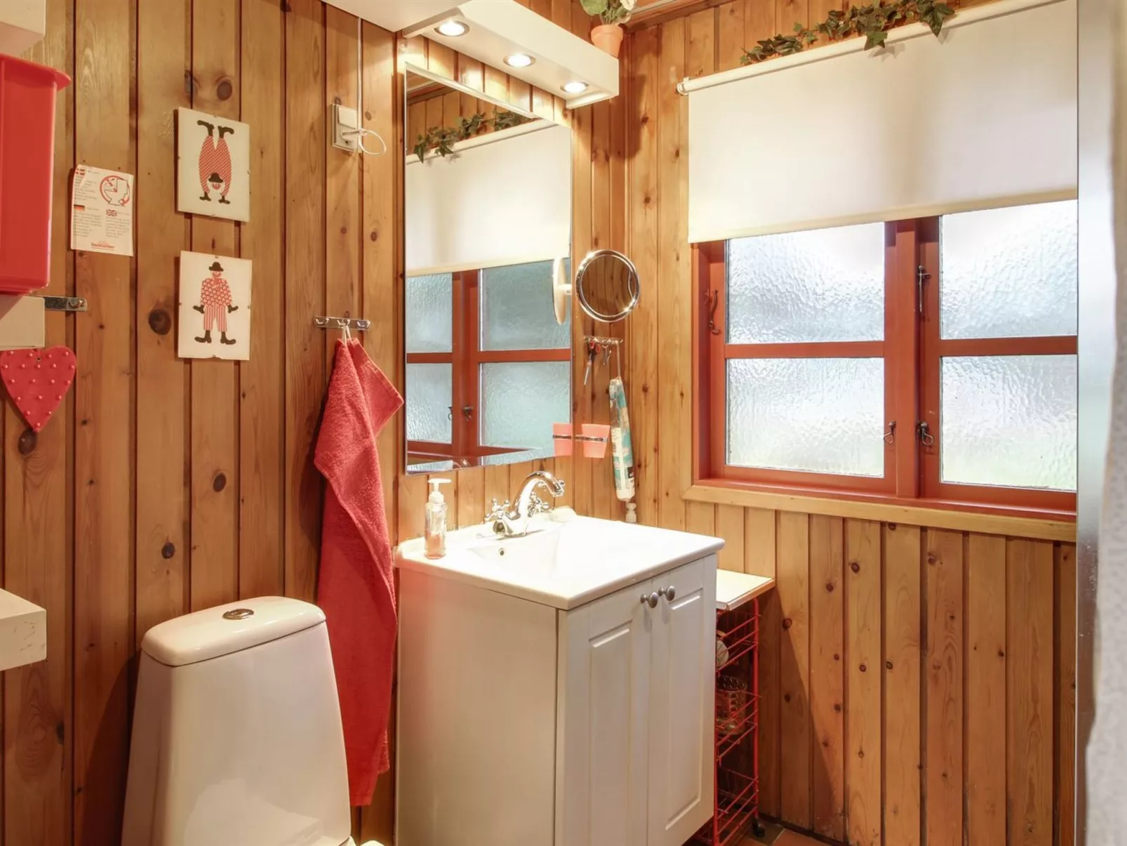 "Hubertina" - 30km from the sea-Binnen