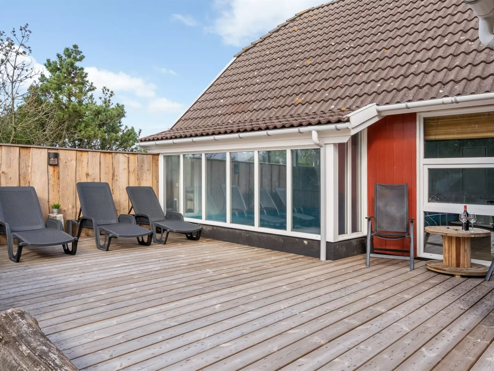 "Tora" - 3km from the sea