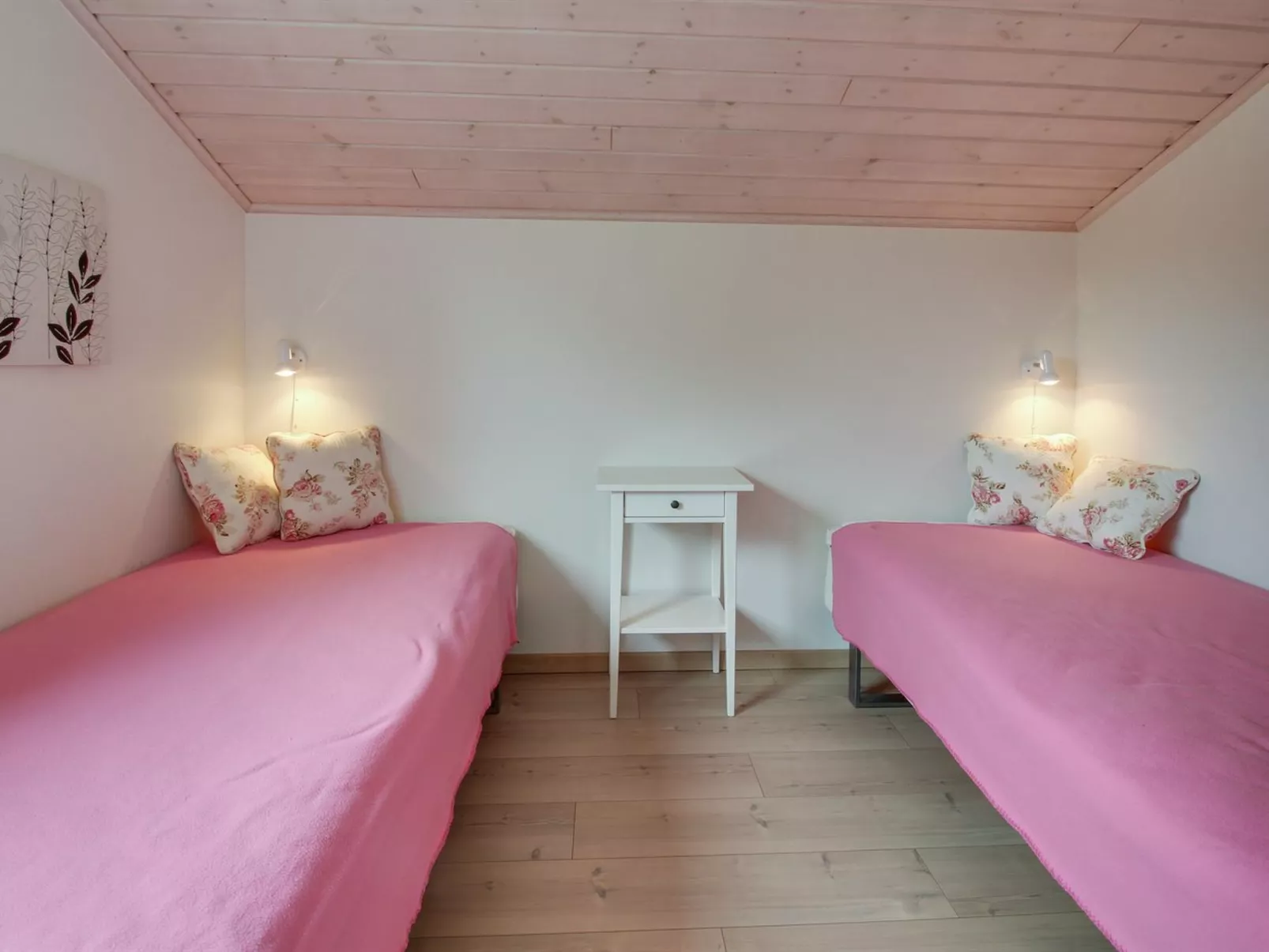 "Jannic" - 300m to the fjord-Binnen