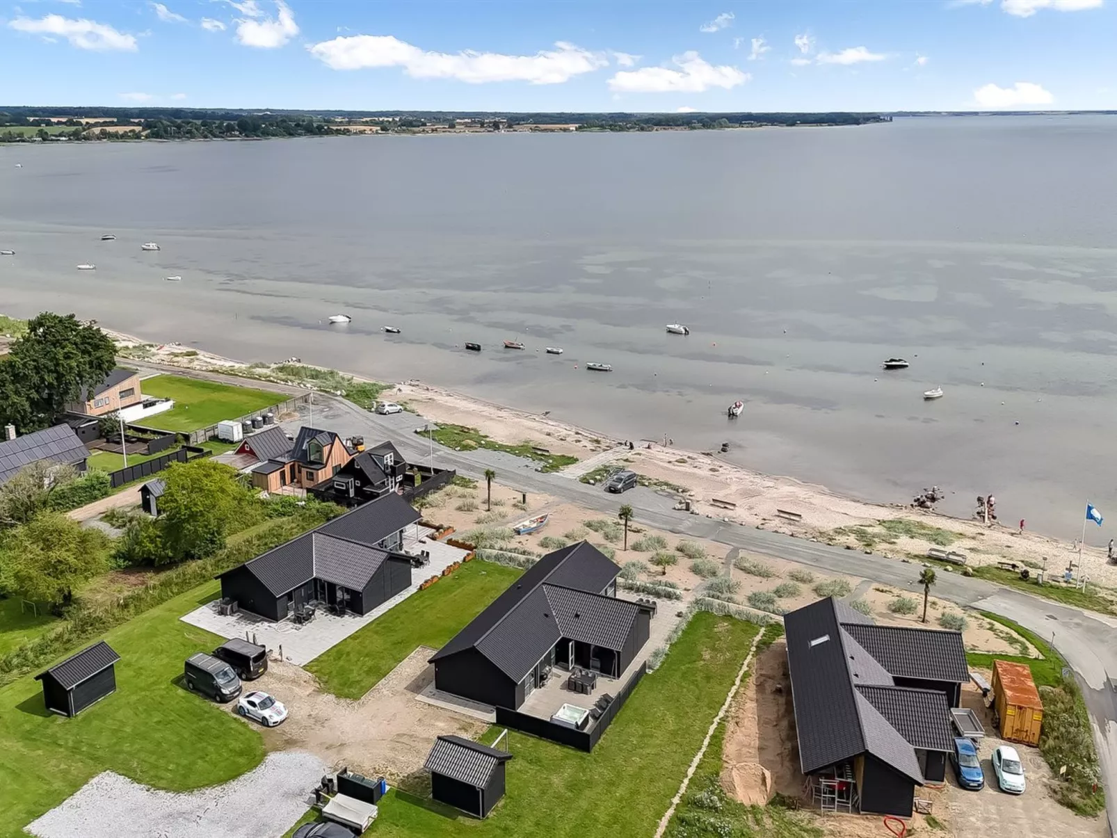 "Eino" - 30m from the sea-Buiten