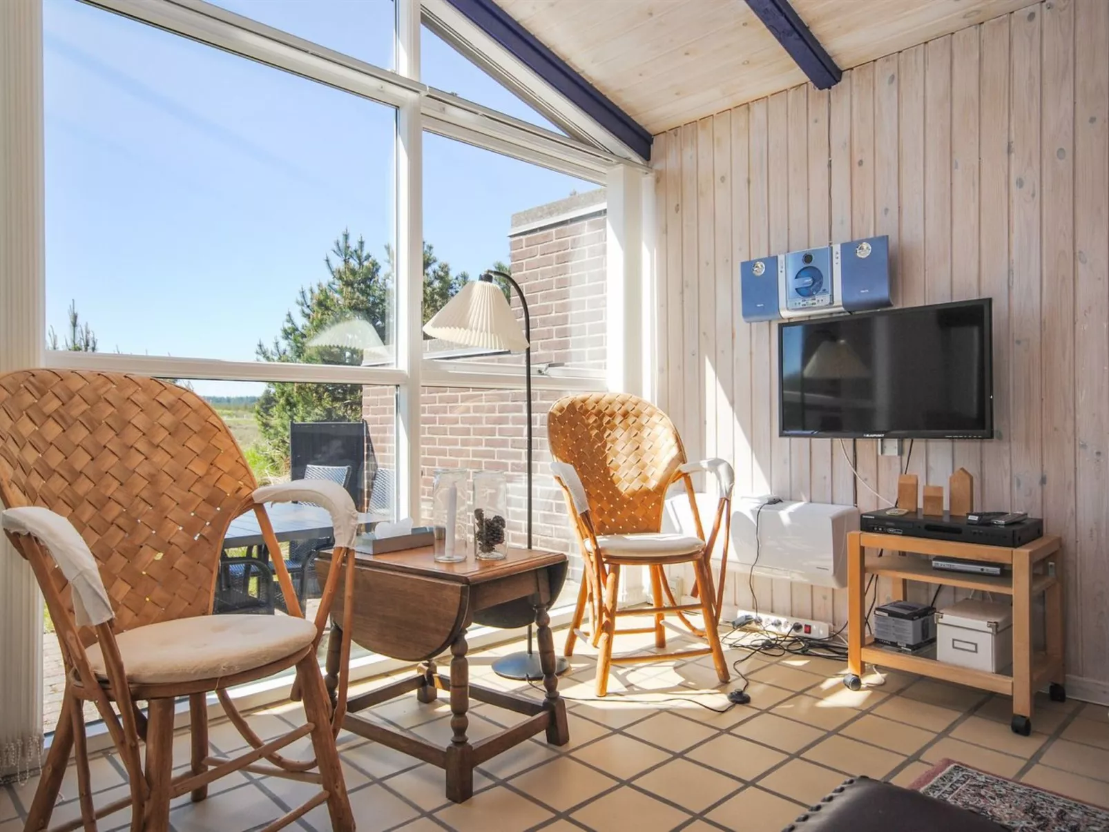 "Jerrik" - 900m from the sea-Binnen