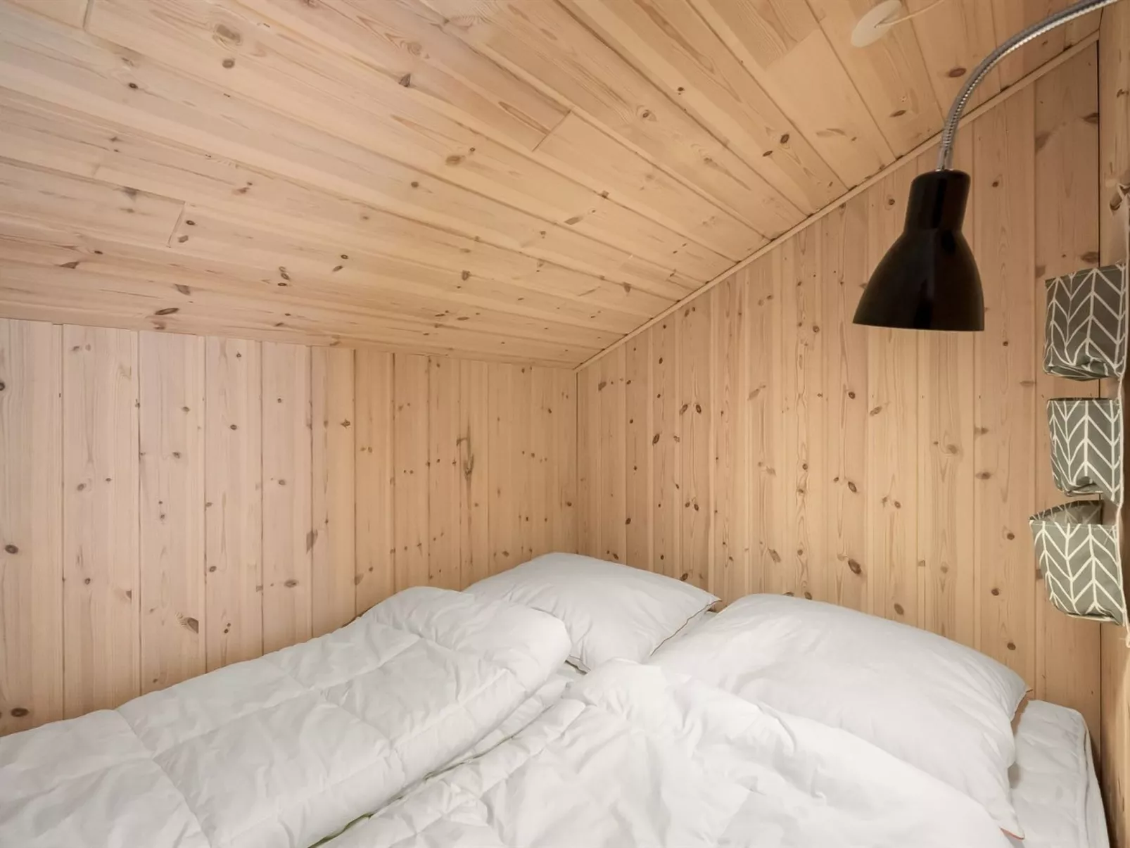 "Clement" - 500m to the fjord-Binnen