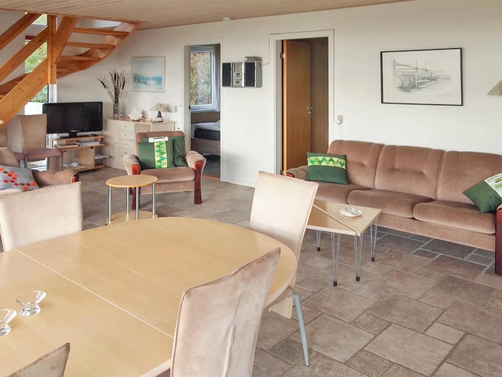 "Simo" - 250m from the sea-Binnen