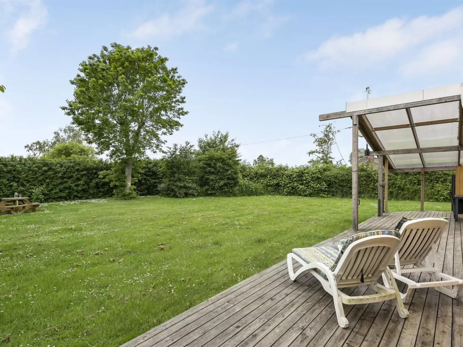 "Virpi" - 400m from the sea-Buiten