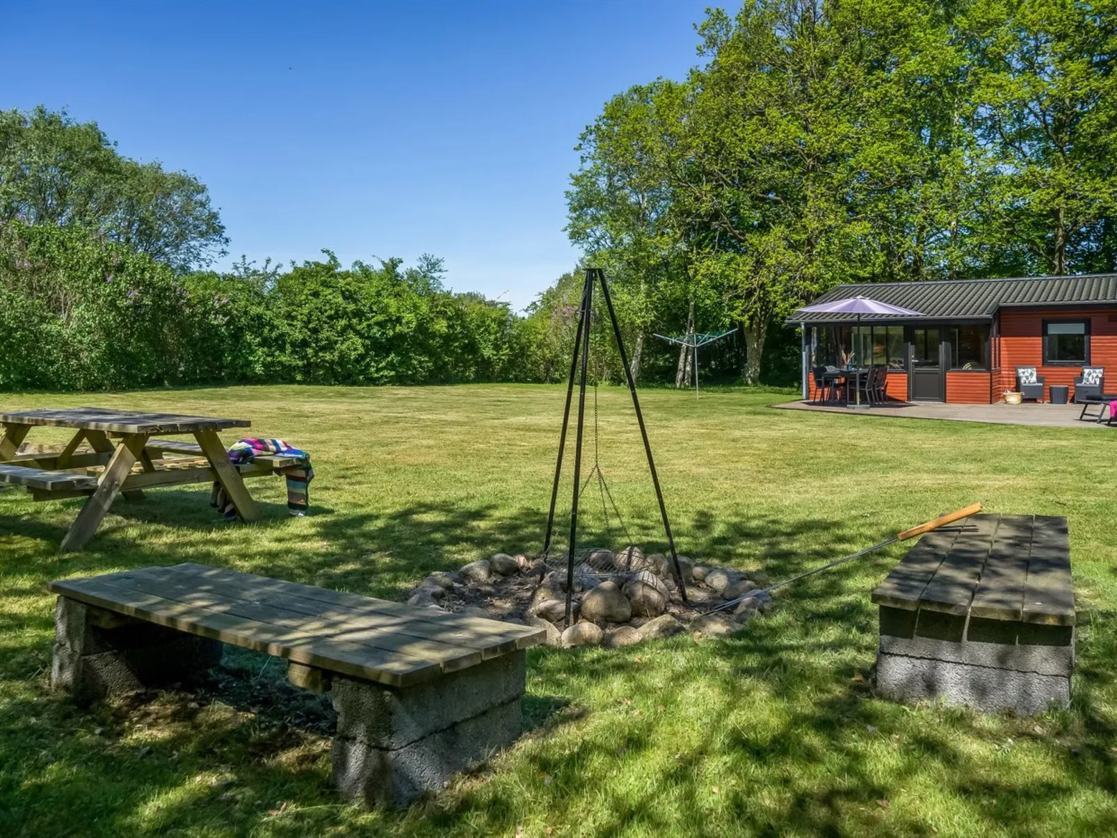 "Elmina" -  from the sea-Buiten