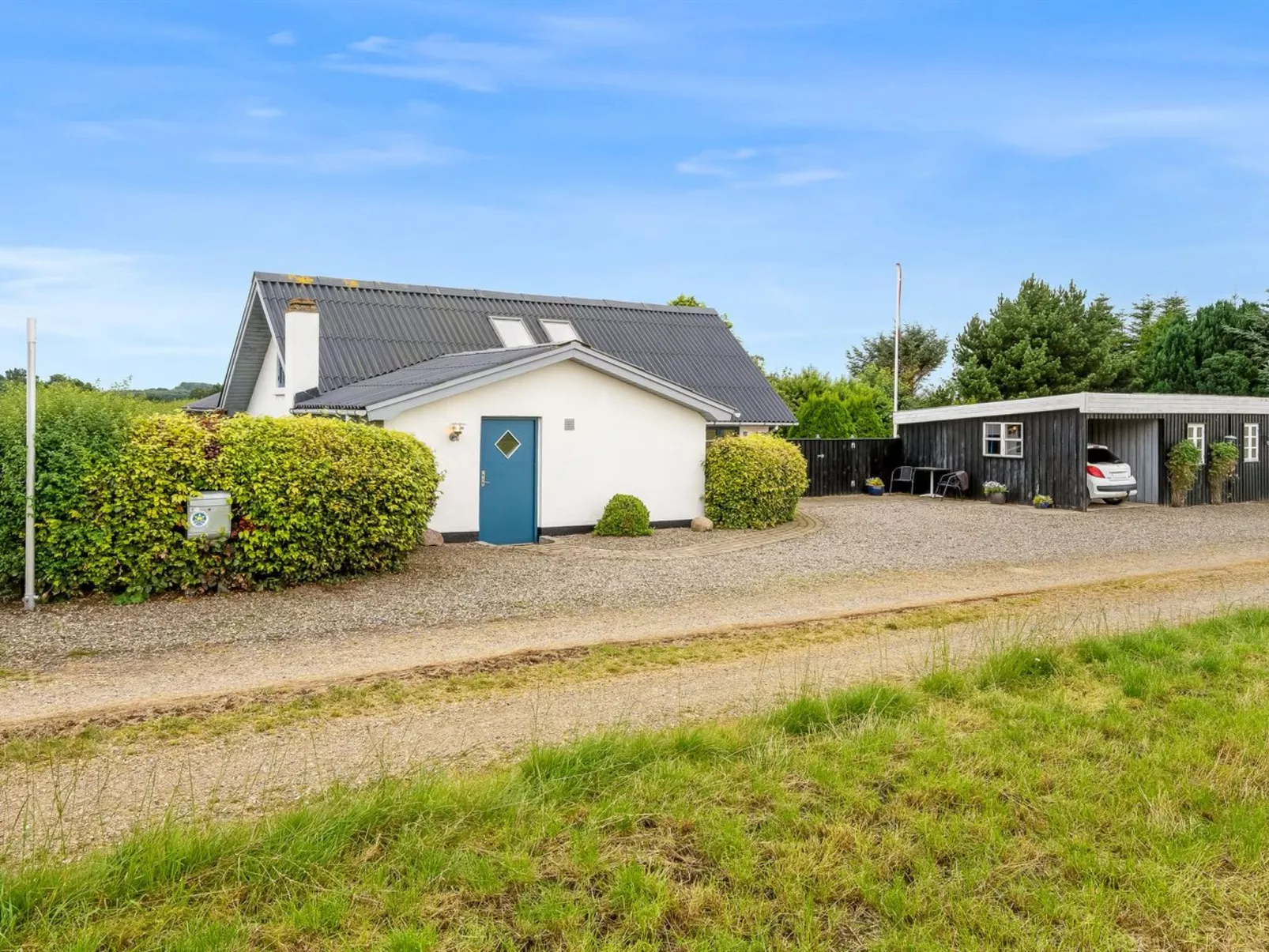 "Aliza" - 300m to the fjord-Buiten