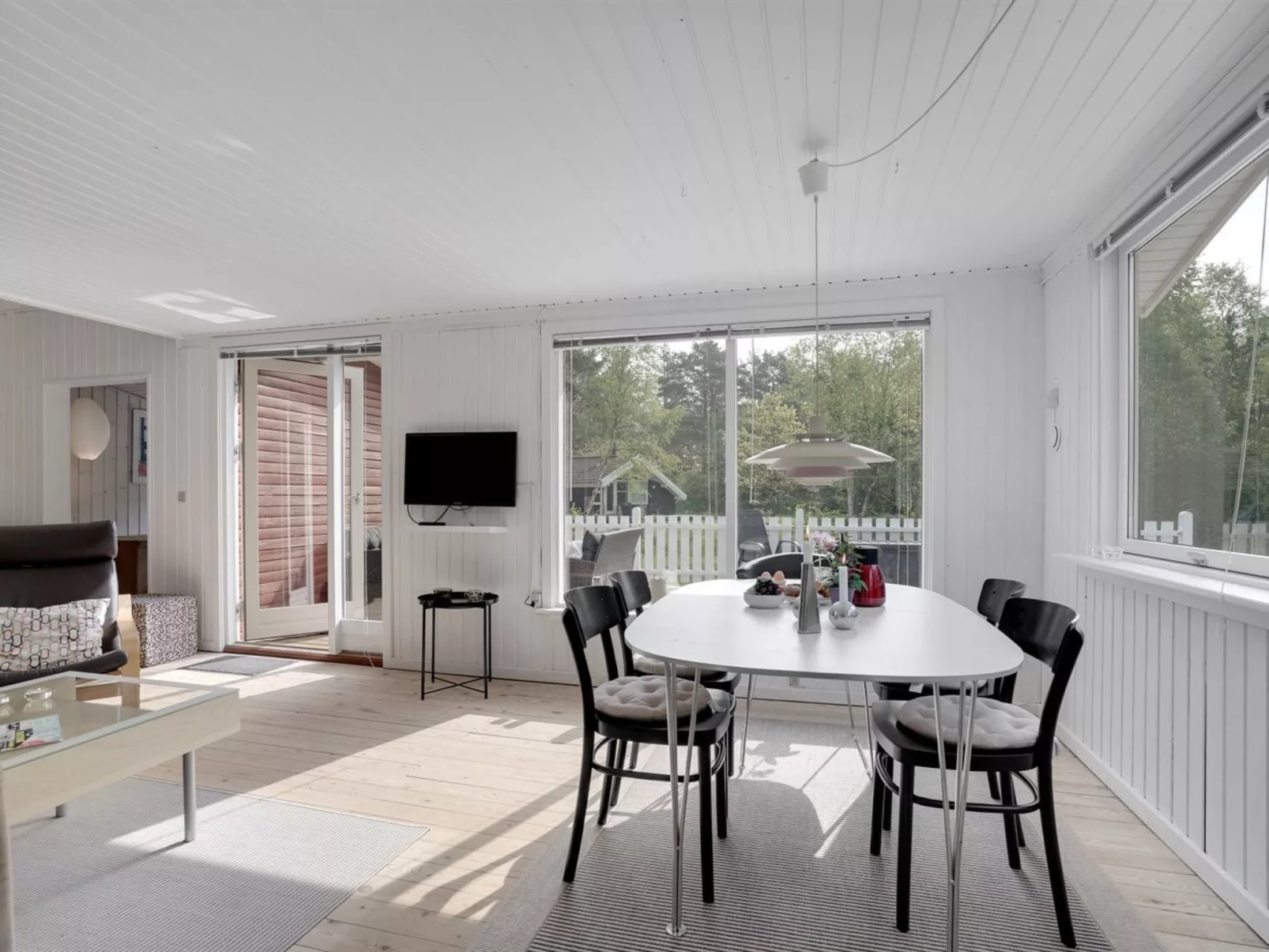 "Mainio" - 800m from the sea-Binnen