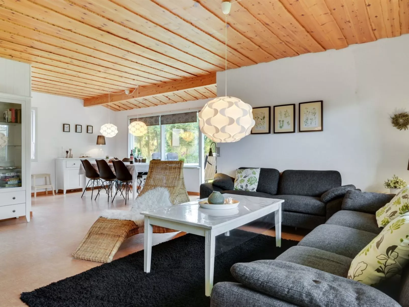 "Arnulf" - 400m from the sea-Binnen