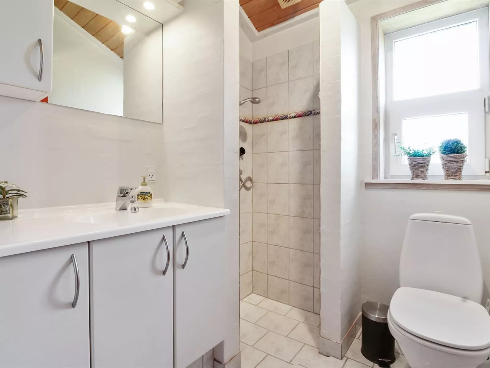 "Carlina" - 1.3km from the sea-Binnen