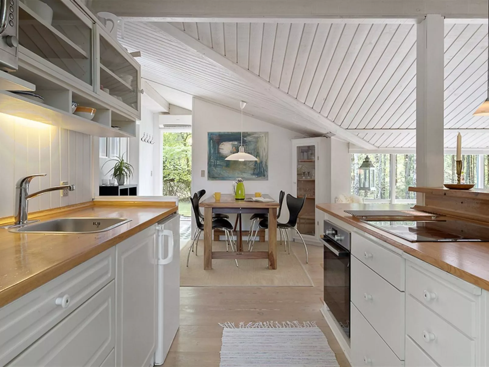 "Amabel" - 200m from the sea-Binnen