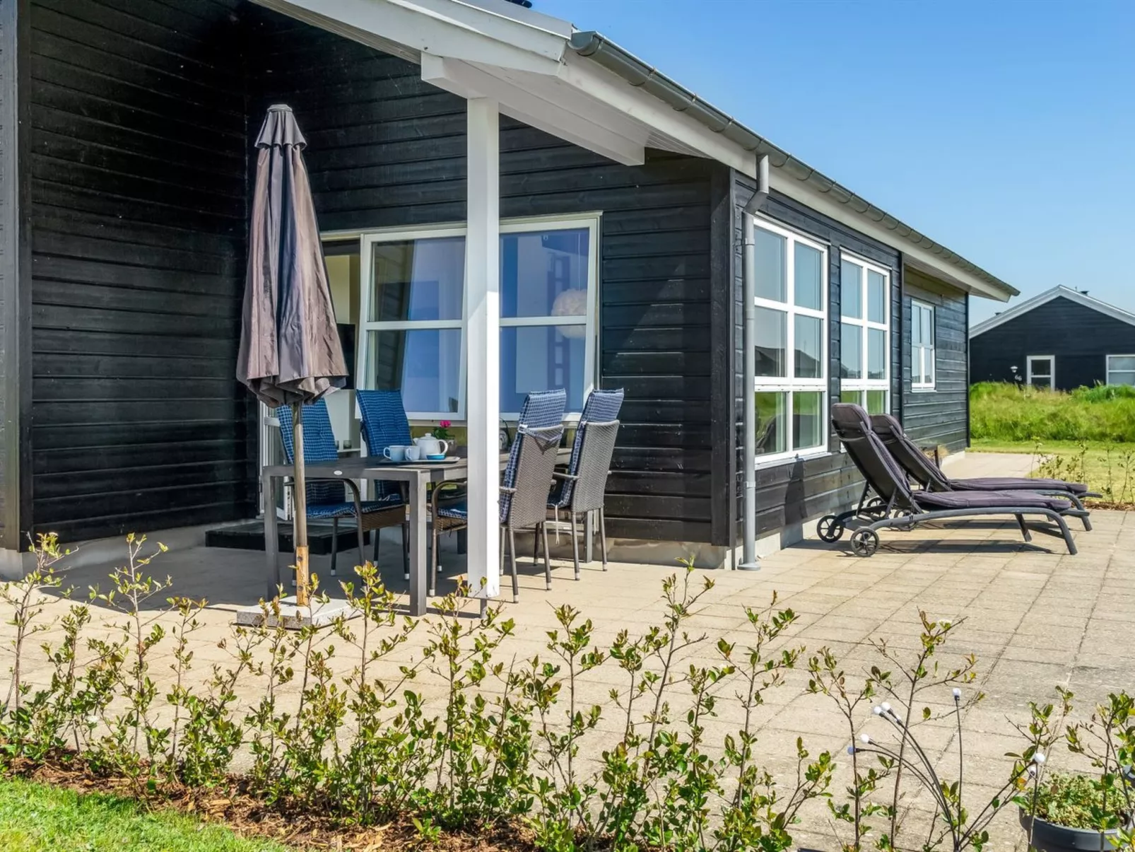 "Sinica" - 1.4km from the sea-Buiten