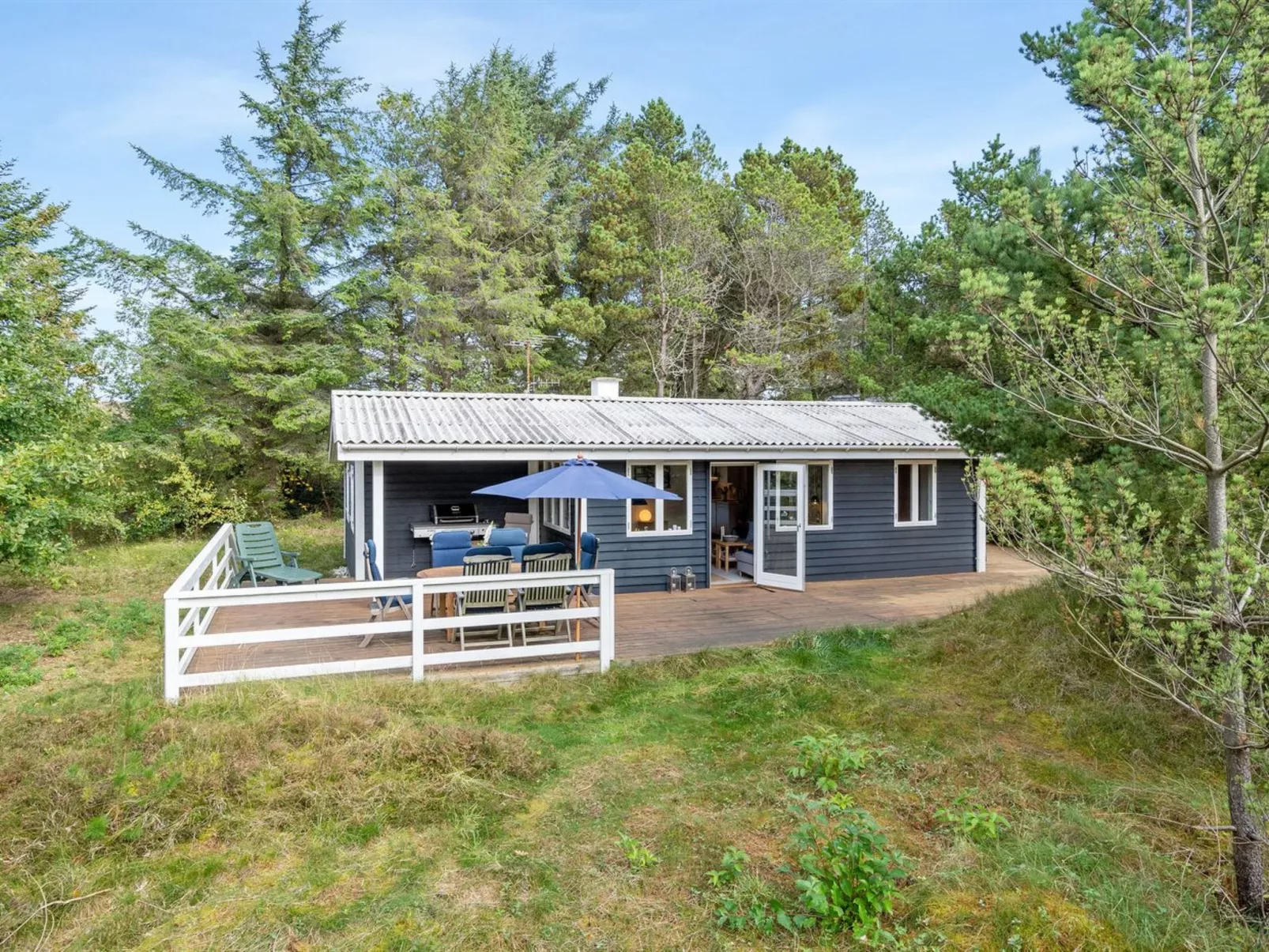 "Pilvi" -  from the sea-Buiten